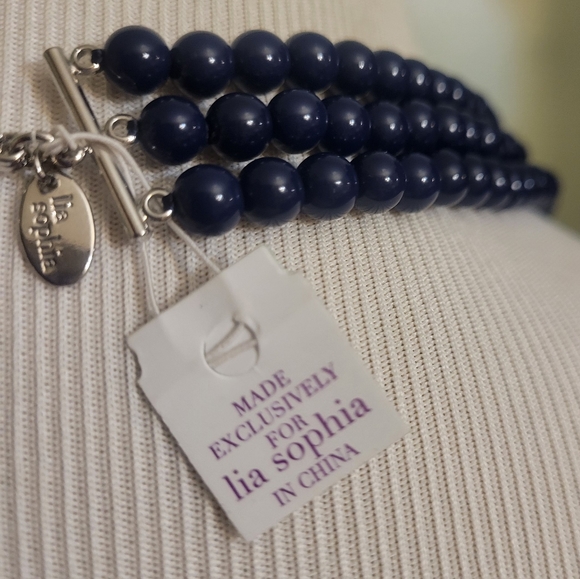 Lia Sophia Lens Flare Necklacr - Picture 5 of 8